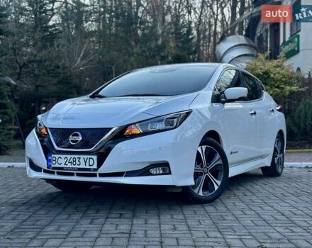 Белый Ниссан Лиф, объемом двигателя 0 л и пробегом 12 тыс. км за 13950 $, фото 2 на Automoto.ua