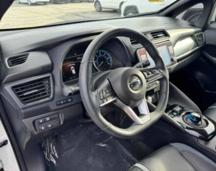 Белый Ниссан Лиф, объемом двигателя 0 л и пробегом 48 тыс. км за 5800 $, фото 8 на Automoto.ua