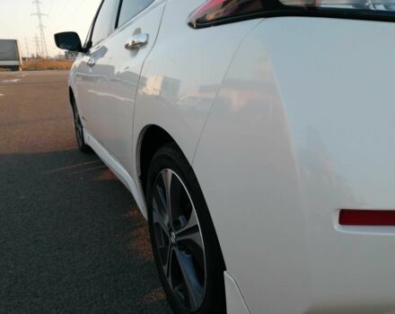 Білий Ніссан Ліф, об'ємом двигуна 0 л та пробігом 44 тис. км за 18418 $, фото 12 на Automoto.ua