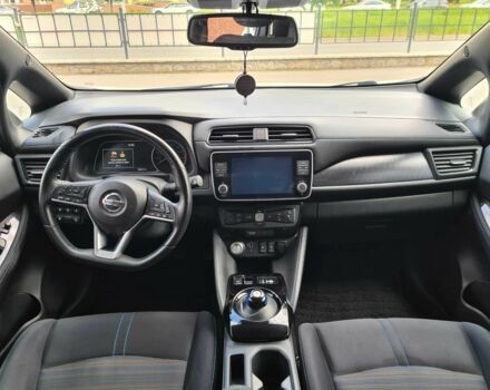 Білий Ніссан Ліф, об'ємом двигуна 0 л та пробігом 85 тис. км за 13500 $, фото 5 на Automoto.ua