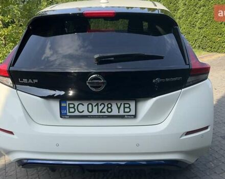 Белый Ниссан Лиф, объемом двигателя 0 л и пробегом 55 тыс. км за 17500 $, фото 23 на Automoto.ua