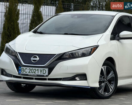 Белый Ниссан Лиф, объемом двигателя 0 л и пробегом 100 тыс. км за 15450 $, фото 8 на Automoto.ua