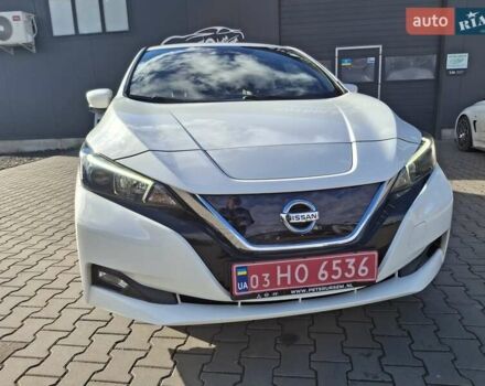 Белый Ниссан Лиф, объемом двигателя 0 л и пробегом 129 тыс. км за 12500 $, фото 2 на Automoto.ua