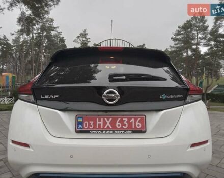 Білий Ніссан Ліф, об'ємом двигуна 0 л та пробігом 81 тис. км за 16990 $, фото 9 на Automoto.ua