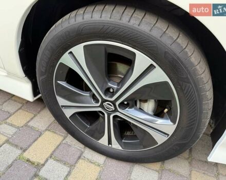 Белый Ниссан Лиф, объемом двигателя 0 л и пробегом 17 тыс. км за 17999 $, фото 47 на Automoto.ua