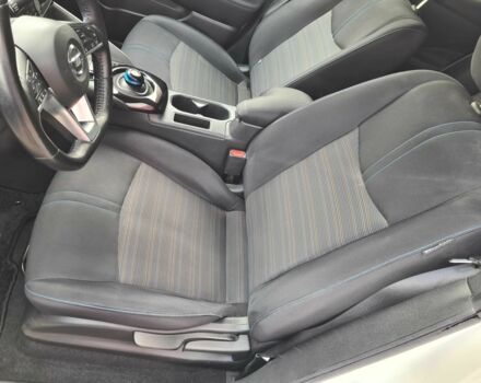 Білий Ніссан Ліф, об'ємом двигуна 0 л та пробігом 85 тис. км за 13500 $, фото 6 на Automoto.ua