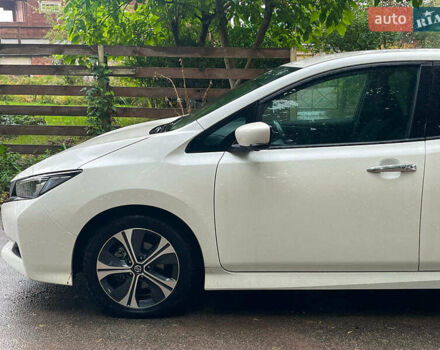 Белый Ниссан Лиф, объемом двигателя 0 л и пробегом 21 тыс. км за 14740 $, фото 13 на Automoto.ua