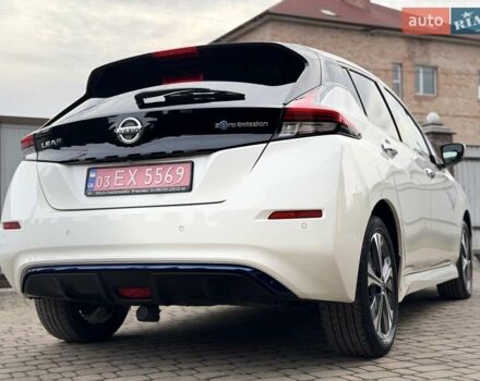 Белый Ниссан Лиф, объемом двигателя 0 л и пробегом 127 тыс. км за 14999 $, фото 16 на Automoto.ua