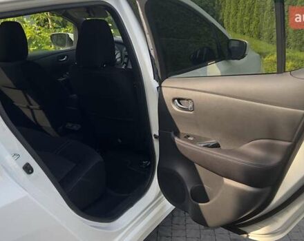 Белый Ниссан Лиф, объемом двигателя 0 л и пробегом 55 тыс. км за 17500 $, фото 40 на Automoto.ua