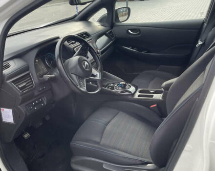 Белый Ниссан Лиф, объемом двигателя 0 л и пробегом 68 тыс. км за 16500 $, фото 33 на Automoto.ua