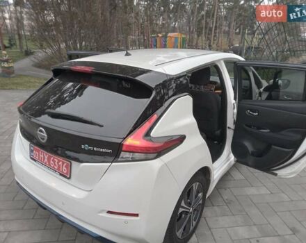 Білий Ніссан Ліф, об'ємом двигуна 0 л та пробігом 81 тис. км за 16990 $, фото 22 на Automoto.ua