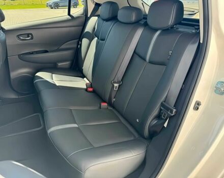 Білий Ніссан Ліф, об'ємом двигуна 0 л та пробігом 43 тис. км за 9000 $, фото 13 на Automoto.ua