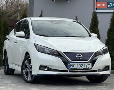 Белый Ниссан Лиф, объемом двигателя 0 л и пробегом 100 тыс. км за 15450 $, фото 1 на Automoto.ua