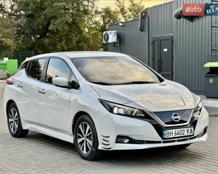 Белый Ниссан Лиф, объемом двигателя 0 л и пробегом 98 тыс. км за 13500 $, фото 3 на Automoto.ua