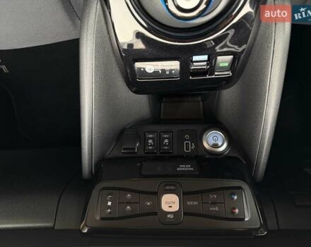 Белый Ниссан Лиф, объемом двигателя 0 л и пробегом 127 тыс. км за 14999 $, фото 44 на Automoto.ua