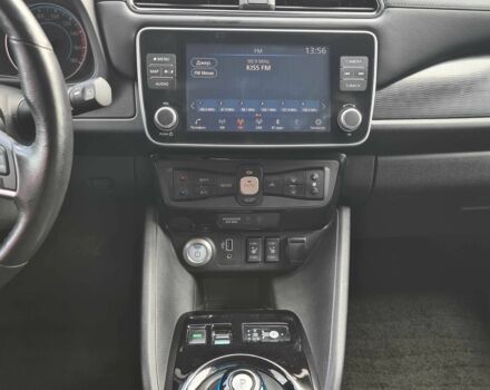 Білий Ніссан Ліф, об'ємом двигуна 0 л та пробігом 85 тис. км за 13500 $, фото 3 на Automoto.ua