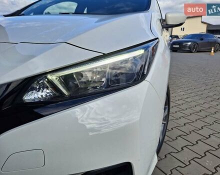 Белый Ниссан Лиф, объемом двигателя 0 л и пробегом 129 тыс. км за 12500 $, фото 6 на Automoto.ua