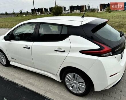 Белый Ниссан Лиф, объемом двигателя 0 л и пробегом 68 тыс. км за 12700 $, фото 3 на Automoto.ua