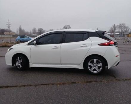 Белый Ниссан Лиф, объемом двигателя 0 л и пробегом 109 тыс. км за 12900 $, фото 3 на Automoto.ua