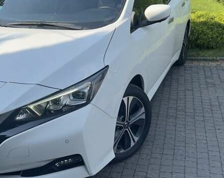 Белый Ниссан Лиф, объемом двигателя 0 л и пробегом 55 тыс. км за 17500 $, фото 10 на Automoto.ua