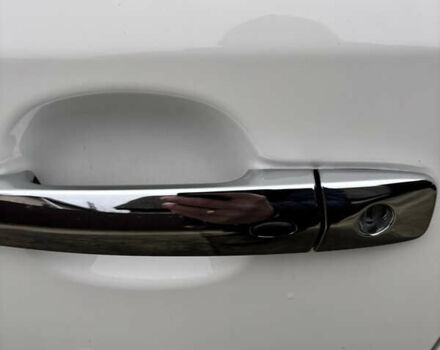 Белый Ниссан Лиф, объемом двигателя 0 л и пробегом 68 тыс. км за 14230 $, фото 10 на Automoto.ua