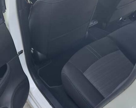 Белый Ниссан Лиф, объемом двигателя 0 л и пробегом 55 тыс. км за 17500 $, фото 63 на Automoto.ua