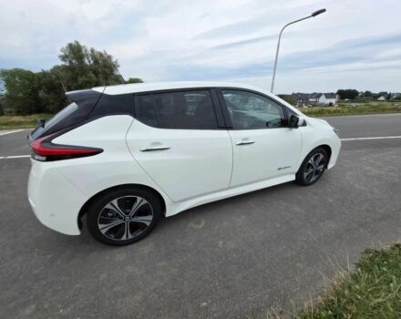 Белый Ниссан Лиф, объемом двигателя 0 л и пробегом 44 тыс. км за 5900 $, фото 3 на Automoto.ua