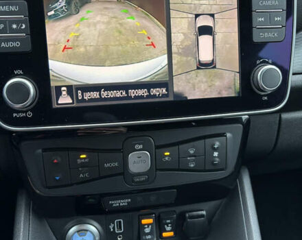 Белый Ниссан Лиф, объемом двигателя 0 л и пробегом 68 тыс. км за 14230 $, фото 16 на Automoto.ua