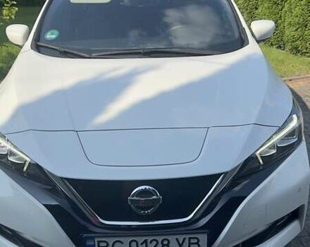 Белый Ниссан Лиф, объемом двигателя 0 л и пробегом 55 тыс. км за 17500 $, фото 9 на Automoto.ua