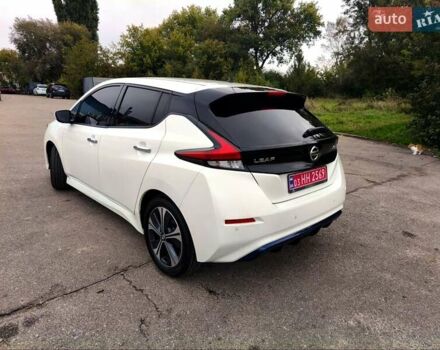 Белый Ниссан Лиф, объемом двигателя 0 л и пробегом 72 тыс. км за 13750 $, фото 43 на Automoto.ua