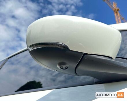 Белый Ниссан Лиф, объемом двигателя 62 л и пробегом 35 тыс. км за 18500 $, фото 8 на Automoto.ua