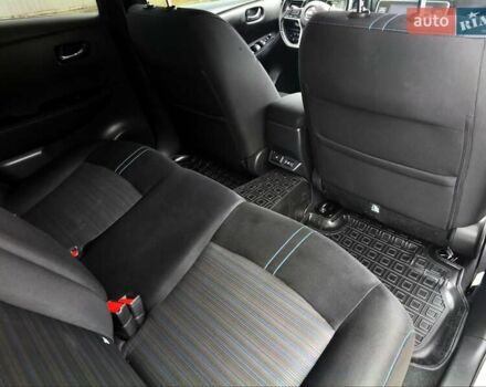 Белый Ниссан Лиф, объемом двигателя 0 л и пробегом 72 тыс. км за 13750 $, фото 12 на Automoto.ua