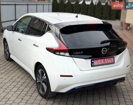 Белый Ниссан Лиф, объемом двигателя 0 л и пробегом 127 тыс. км за 14999 $, фото 11 на Automoto.ua