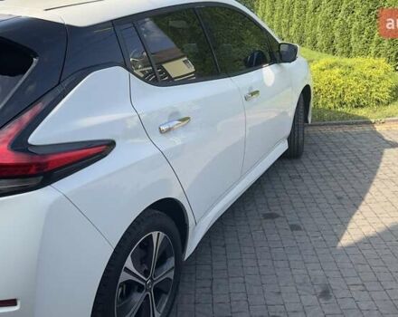 Белый Ниссан Лиф, объемом двигателя 0 л и пробегом 55 тыс. км за 17500 $, фото 32 на Automoto.ua