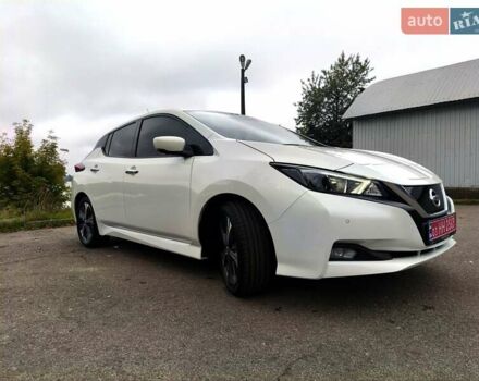 Белый Ниссан Лиф, объемом двигателя 0 л и пробегом 72 тыс. км за 13750 $, фото 29 на Automoto.ua