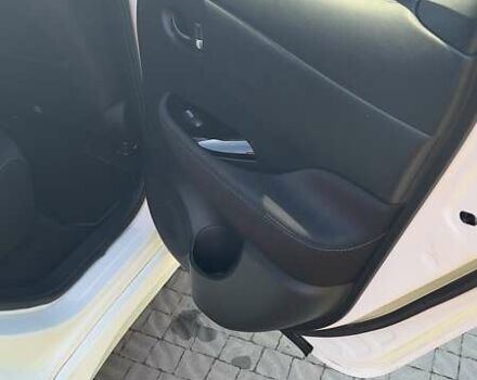 Белый Ниссан Лиф, объемом двигателя 0 л и пробегом 55 тыс. км за 17500 $, фото 67 на Automoto.ua