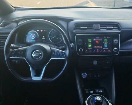 Білий Ніссан Ліф, об'ємом двигуна 0 л та пробігом 43 тис. км за 15500 $, фото 2 на Automoto.ua