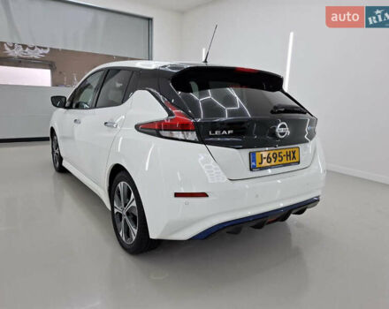 Белый Ниссан Лиф, объемом двигателя 0 л и пробегом 67 тыс. км за 14296 $, фото 3 на Automoto.ua