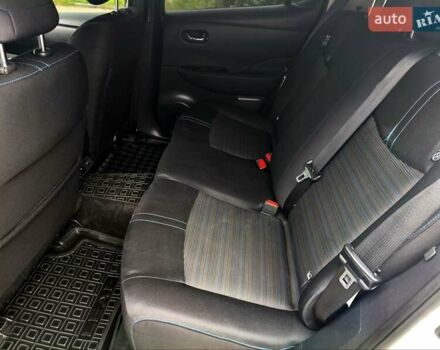 Белый Ниссан Лиф, объемом двигателя 0 л и пробегом 72 тыс. км за 13750 $, фото 9 на Automoto.ua