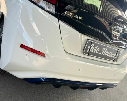 Белый Ниссан Лиф, объемом двигателя 0 л и пробегом 110 тыс. км за 13400 $, фото 4 на Automoto.ua