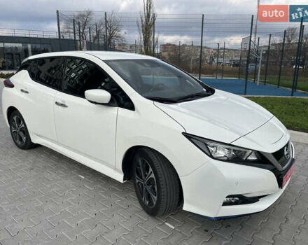 Белый Ниссан Лиф, объемом двигателя 0 л и пробегом 68 тыс. км за 16500 $, фото 22 на Automoto.ua