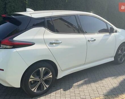 Белый Ниссан Лиф, объемом двигателя 0 л и пробегом 55 тыс. км за 17500 $, фото 6 на Automoto.ua