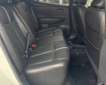 Белый Ниссан Лиф, объемом двигателя 0 л и пробегом 40 тыс. км за 8900 $, фото 10 на Automoto.ua