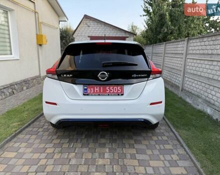 Белый Ниссан Лиф, объемом двигателя 0 л и пробегом 17 тыс. км за 17999 $, фото 19 на Automoto.ua