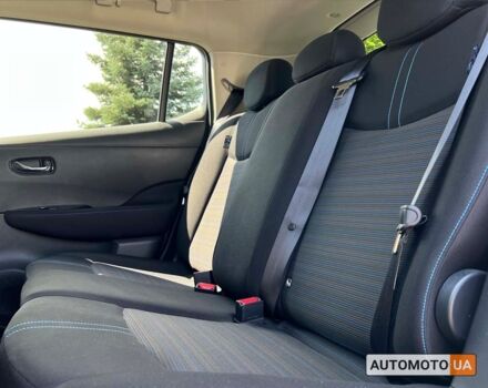 Белый Ниссан Лиф, объемом двигателя 62 л и пробегом 35 тыс. км за 18500 $, фото 13 на Automoto.ua