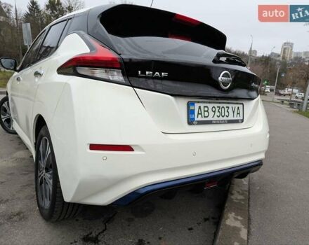 Белый Ниссан Лиф, объемом двигателя 0 л и пробегом 77 тыс. км за 12999 $, фото 4 на Automoto.ua