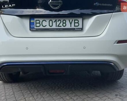 Белый Ниссан Лиф, объемом двигателя 0 л и пробегом 55 тыс. км за 17500 $, фото 24 на Automoto.ua