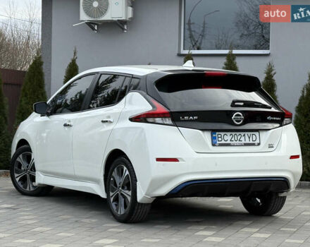 Белый Ниссан Лиф, объемом двигателя 0 л и пробегом 100 тыс. км за 15450 $, фото 11 на Automoto.ua