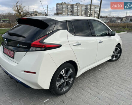 Белый Ниссан Лиф, объемом двигателя 0 л и пробегом 68 тыс. км за 16500 $, фото 20 на Automoto.ua