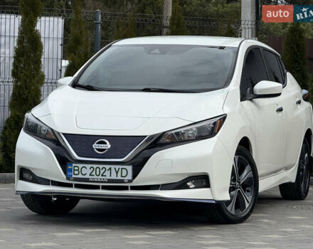 Белый Ниссан Лиф, объемом двигателя 0 л и пробегом 100 тыс. км за 15450 $, фото 6 на Automoto.ua